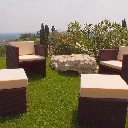 Holiday home Oleandri *